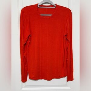 lululemon athletica Long Sleeve Tee in Vibrant Red